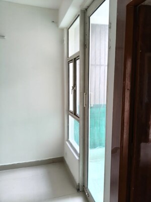Room in 2 BHK Apartment at JKG Palm Resort, Raj Nagar Extension – for Sale