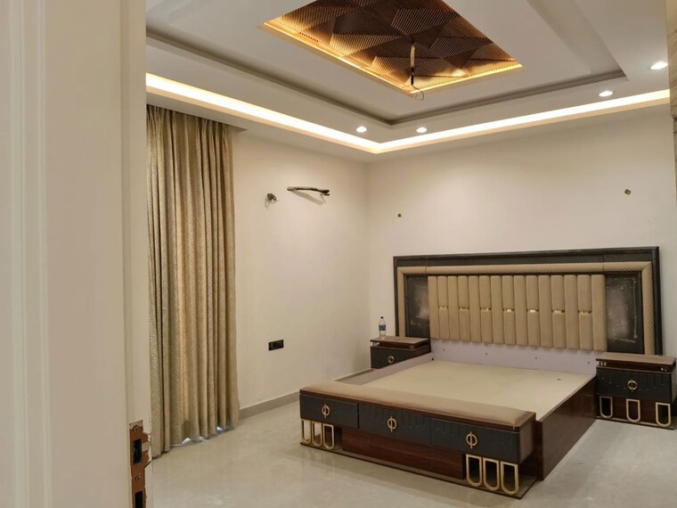Bedroom, puri-aman-vilas 4 Bedroom 410 Sq.Yd. Builder Floor In Sector 89 Faridabad 10789435