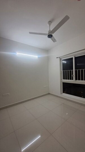 Room in 1.5 BHK Apartment at Brigade El Dorado, Bagaluru – for Rent