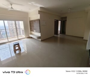 Room in 4 BHK Apartment at Amrapali Verona Heights, Tech Zone 4 Greater Noida – for Rent