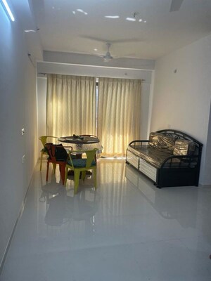 1 BHK Apartment For Rent in Amanora Adreno Towers, Hadapsar