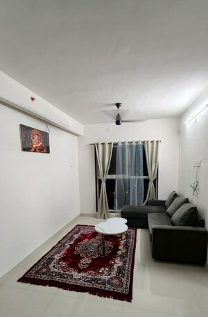 Living Room in 2.5 BHK Apartment at Amrut Apartment	Matunga East, Matunga East – for Rent