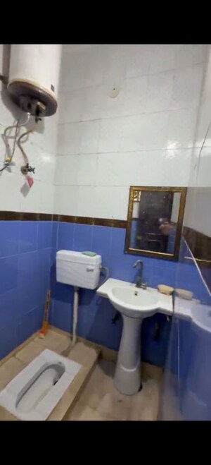 Team Area in 3 BHK Builder Floor at Akriti Complex, Vaishali Sector 6 – for Sale
