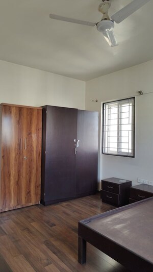 Room in 2 BHK Apartment at Magarpatta City Roystonea, Hadapsar – for Rent