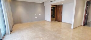 Room in 4 BHK Apartment at Hiranandani Lake Encalve Glenridge, Ghodbunder Road – for Sale