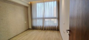 Room in 4 BHK Apartment at Hiranandani Lake Encalve Glenridge, Ghodbunder Road – for Sale