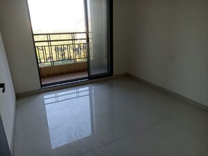 Room in 2 BHK Apartment at Mukundan Astria, Nalasopara West – for Rent