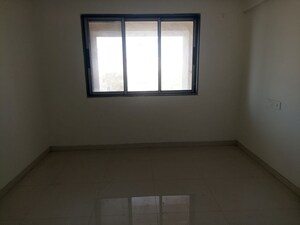 Room in 2 BHK Apartment at Mukundan Astria, Nalasopara West – for Rent