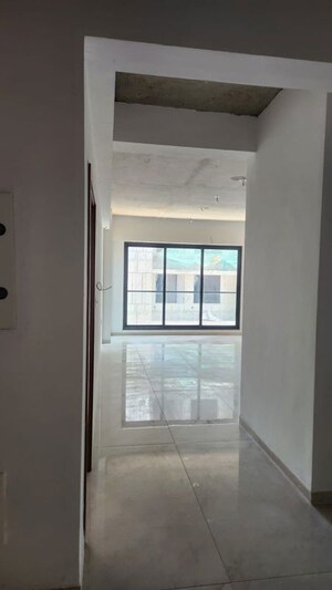 Room in 4 BHK Apartment at Adani Ambrosia, Shantigram – for Rent