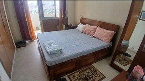 Bedroom in 2 BHK Apartment at DLF Silver Oaks, Sector 26 – for Rent