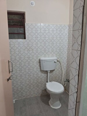 Bathroom in 2 BHK Apartment at Doranda – for Rent