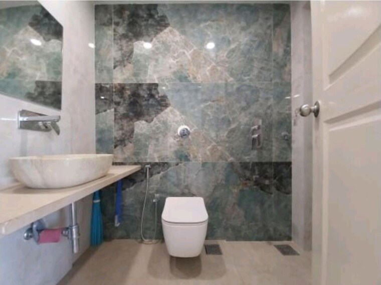 Bathroom, varun-garden 3 Bedroom 1400 Sq.Ft. Apartment In Ghodbunder Road Thane 10789597