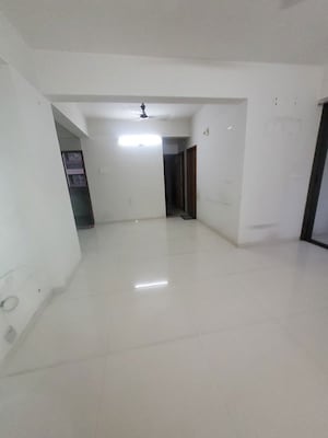 Room in 3 BHK Apartment at Motherland Magnate Legen, Khodiyar – for Rent