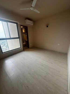 Room in 3 BHK Apartment at M3M Sky City, Sector 65 – for Rent
