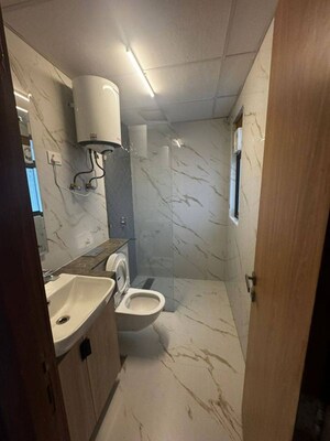 Bathroom in 3 BHK Apartment at M3M Sky City, Sector 65 – for Rent