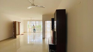 Room in 3 BHK Builder Floor at Omaxe New Chandigarh, North Mullanpur – for Rent