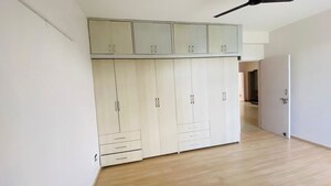 Building Lobby in 3 BHK Builder Floor at Omaxe New Chandigarh, North Mullanpur – for Rent