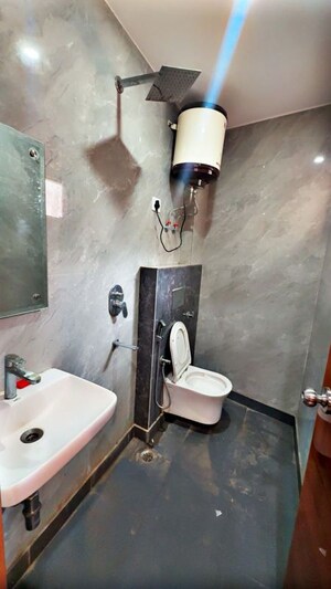 Furnished Amenities in 1 BHK Builder Floor at Freedom Fighters Enclave – for Rent