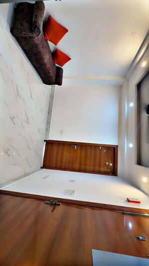 Furnished Amenities in 1 BHK Builder Floor at Freedom Fighters Enclave – for Rent