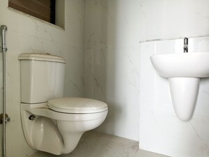 Bathroom in 1.5 BHK Apartment at Runwal Gardens Phase 2, Dombivli East – for Rent