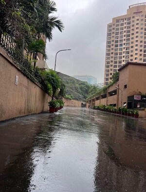 Swimming Pool in 1 BHK Apartment at K Raheja Heights, Malad East – for Rent