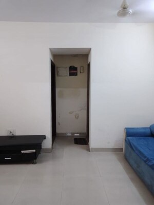 2 BHK Apartment For Rent in Blue Bell Hiranandani Estate, Ghodbunder Road