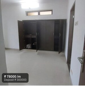 Bedroom in 2 BHK Apartment at K Raheja Heights, Malad East – for Rent