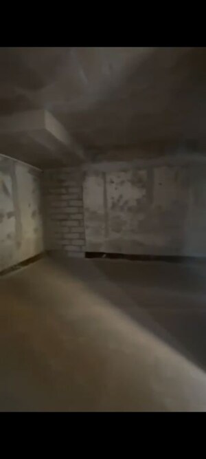  Showroom For Sale in Seawoods West