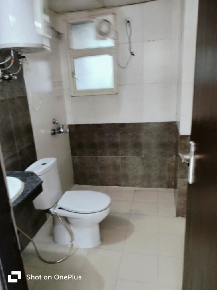 Bathroom, aditya-urban-casa 2 Bedroom 875 Sq.Ft. Apartment In Sector 78 Noida 10789757