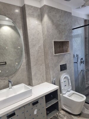 Bathroom in 4 BHK Builder Floor at Greenwood City, Sector 40 – for Rent