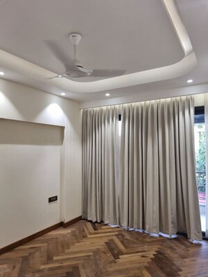 Team Area in 4 BHK Builder Floor at Greenwood City, Sector 40 – for Rent