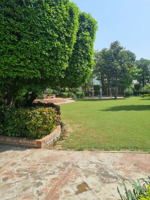 4 BHK Builder Floor – Garden View at Greenwood City, Sector 40 - for Rent