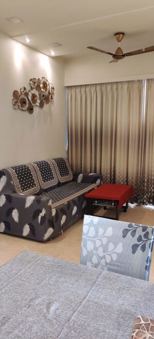 2 BHK Apartment For Sale in UK Iridium, Kandivali East