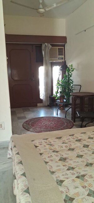 2 BHK Independent House For Rent in Sector 2