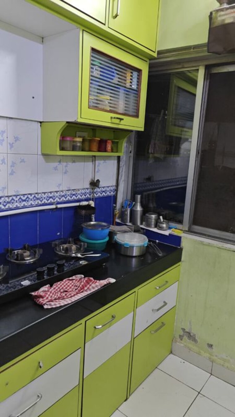 Kitchen, sadguru-garden-chs 2 Bedroom 520 Sq.Ft. Apartment In Ghodbunder Road Thane 10789771