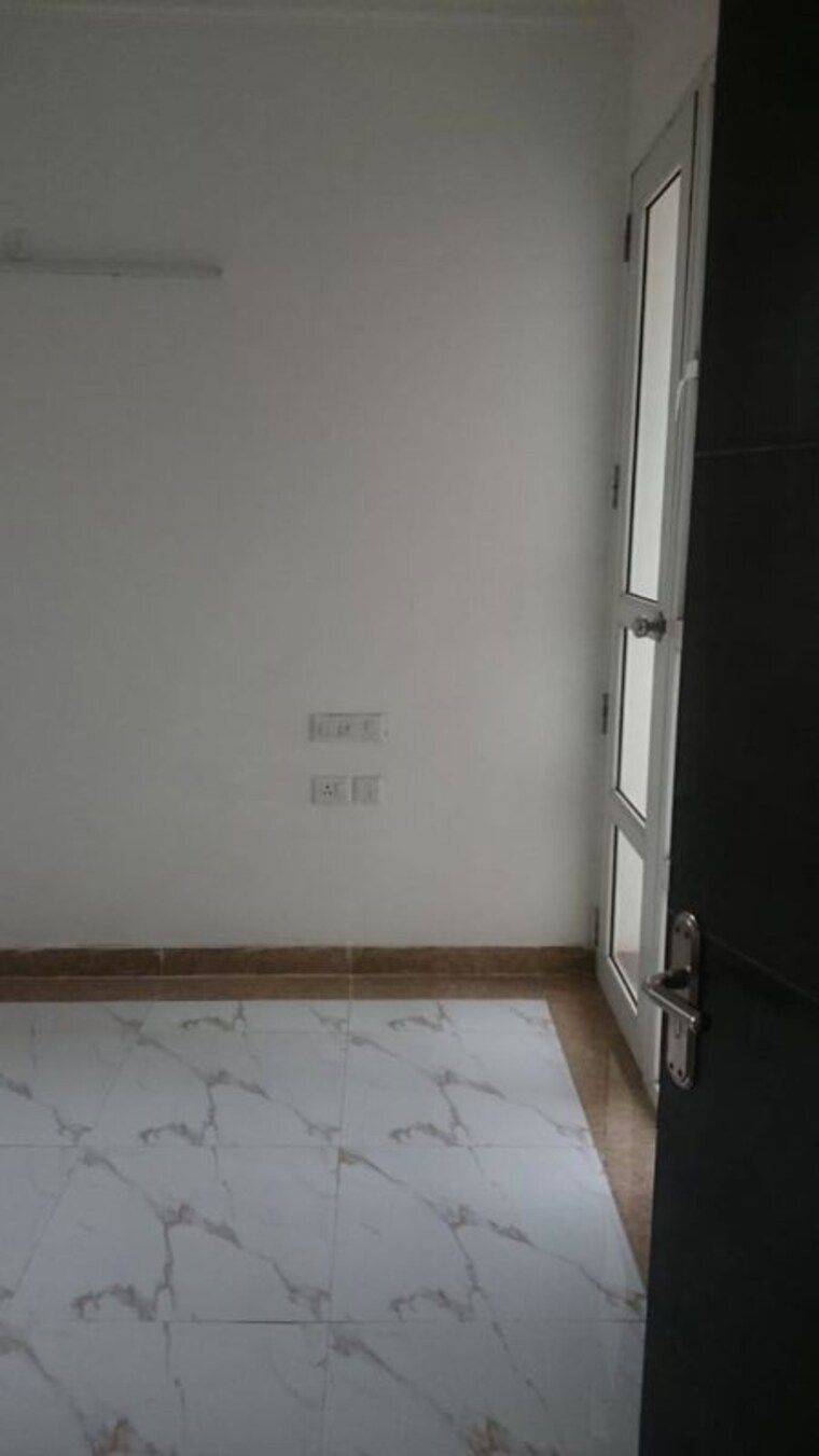 Bathroom, sds-nri-residency-omega-ii 3 Bedroom 1659 Sq.Ft. Apartment In Omega Ii Greater Noida Greater Noida 10789773