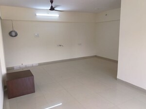 Room in 2 BHK Apartment at Runwal Symphony, Santacruz East – for Rent