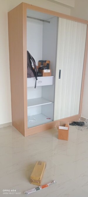 Room in 2 BHK Apartment at Mahagun Mywoods, Sector 16c Greater Noida – for Rent
