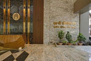  Office Space – Exterior View View at Essgee Options One Phase I, Dadar West - for Rent