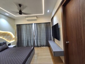 Team Area in 4 BHK Apartment at Raj Tattva, Kapur Bawdi – for Rent