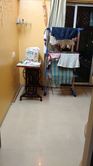 Room in 2 BHK Apartment at Vihang Valley Phase 3, Kasarvadavali – for Rent