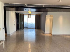 Dining Room in 4 BHK Apartment at Salcon The Verandas, Sector 54 – for Rent