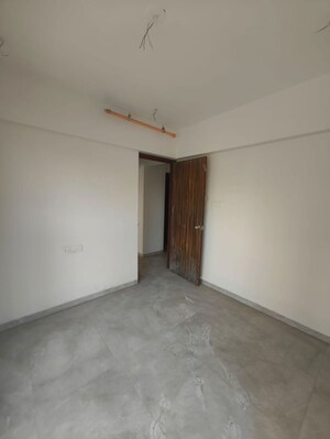 Room in 1 BHK Apartment at Hubtown Rising City, Ghatkopar East – for Rent