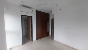 Room in 3 BHK Apartment at Lodha NCP Commercial Tower Supremus, Wadala – for Rent