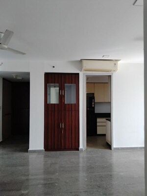 Room in 2 BHK Apartment at Lodha New Cuffe Parade, Wadala – for Rent