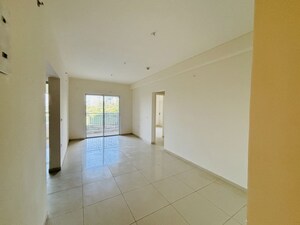 Room in 3 BHK Apartment at Godrej Hill Retreat, Mahalunge – for Rent