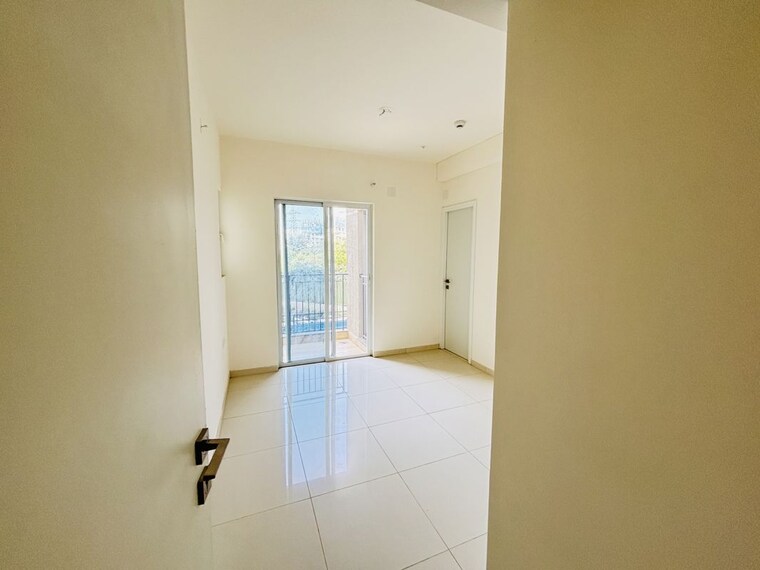 Bathroom, godrej-hill-retreat 3 Bedroom 950 Sq.Ft. Apartment In Mahalunge Pune 10789912