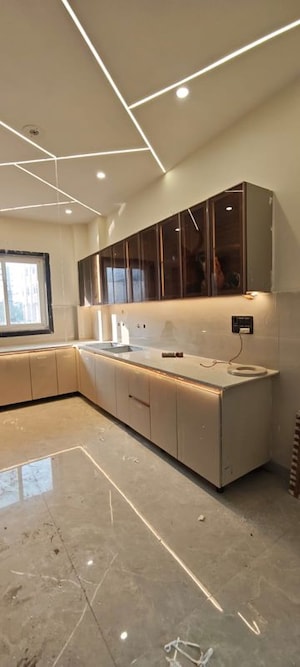 Kitchen in 4 BHK Builder Floor at Green Fields Colony – for Rent