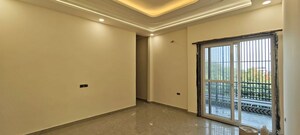 Room in 4 BHK Builder Floor at Green Fields Colony – for Rent