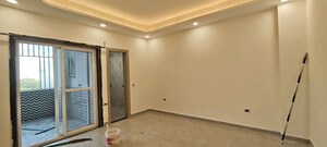 Room in 4 BHK Builder Floor at Green Fields Colony – for Rent